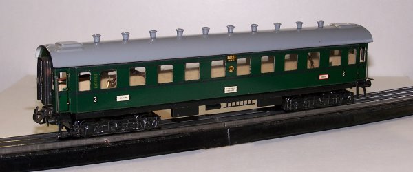 Der III. Klassewagen der Reichsbahn Modellschnellzugwagenserie von Trix Express