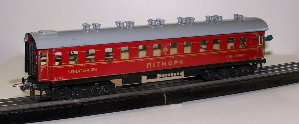 Der Mitropa Schlafwagen der Reichsbahn Modellschnellzugwagenserie von Trix Express